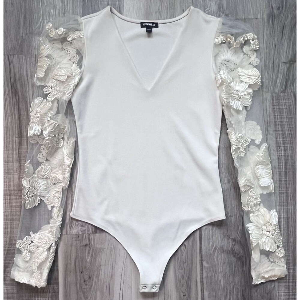 EXPRESS Woman's S Floral 3D Applique Lace Puff Blouse Shirt Bodysuit Ivory